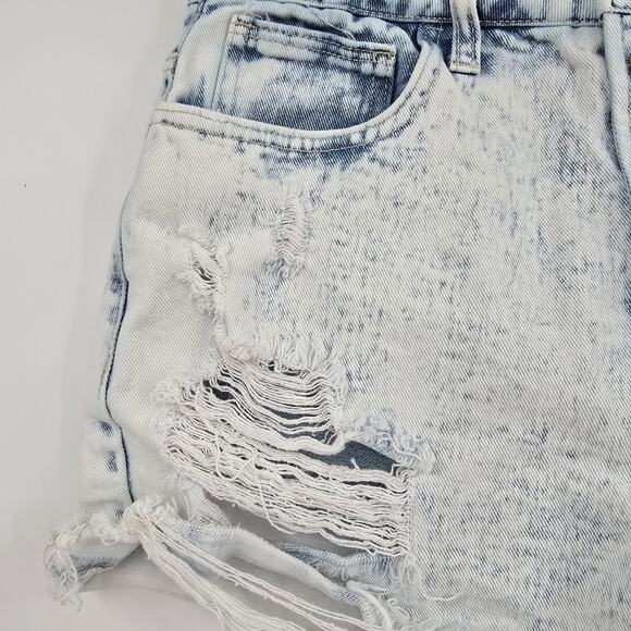 Vervet Women's Acid Wash Distress Cut Off Button Fly Hi Rise Denim Jean Shorts - Picture 6 of 10